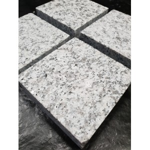 Trinkelės Pearl granito degintos 10x10x3 cm, m2