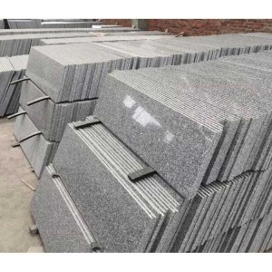 Pakopos granito Pearl poliruotos 135x32x1,5cm, vnt