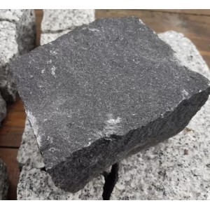 Trinkelės Black granite skeltos ~10x10x5, kg 