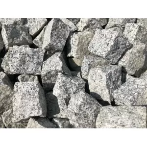 Akmens trinkelės skeltos (mozaika) 3/6 cm, kg
