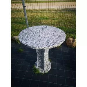 Granito stalas pilkas berželis, 70x70cm (Kaune, Šilainiai) - 046