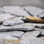 Akmuo takams