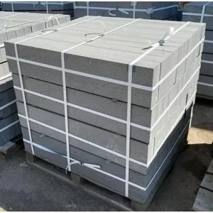 Gabro granito borteliai 80-120x8x20cm, paletė (1000kg)