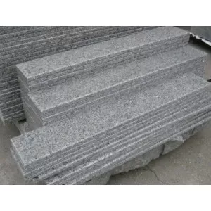 Priešpakopis granito Pearl poliruotas 135x16x1,5cm, vnt