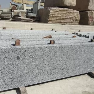 Light Grey granito lauko laiptų pakopos degintos 200x30x3 vnt